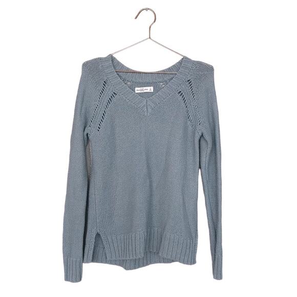 Abercrombie & Fitch soft blue knit v neck sweater size small - Picture 1 of 5